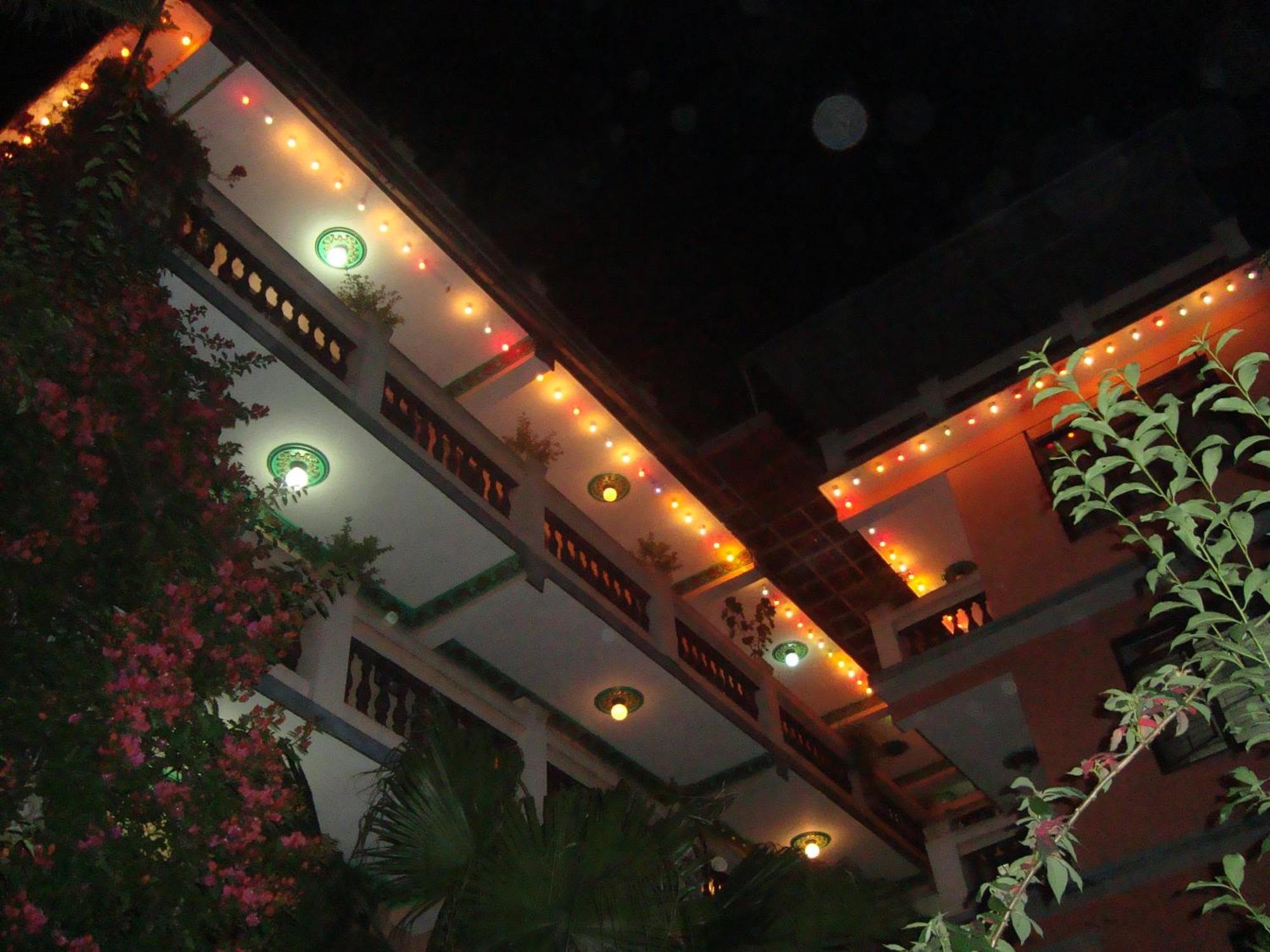 Hotel Metropolitan Kantipur Katmandú Exterior foto