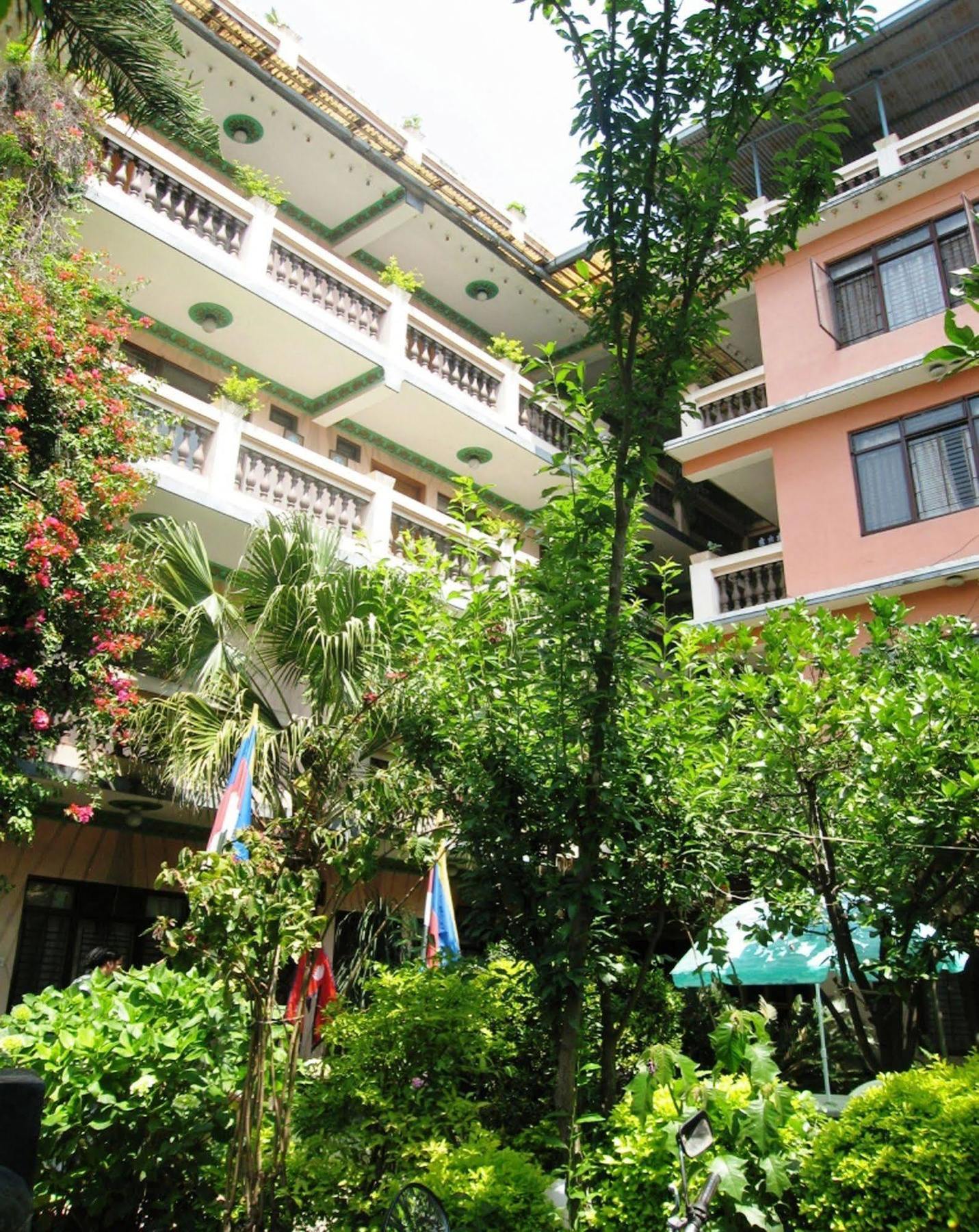 Hotel Metropolitan Kantipur Katmandú Exterior foto